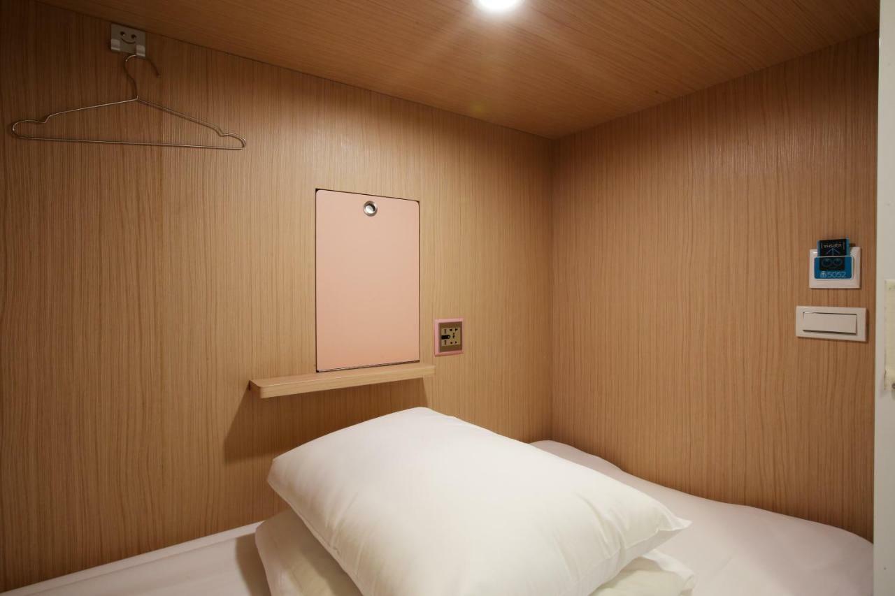 Loosha Hostel Taichung Luaran gambar