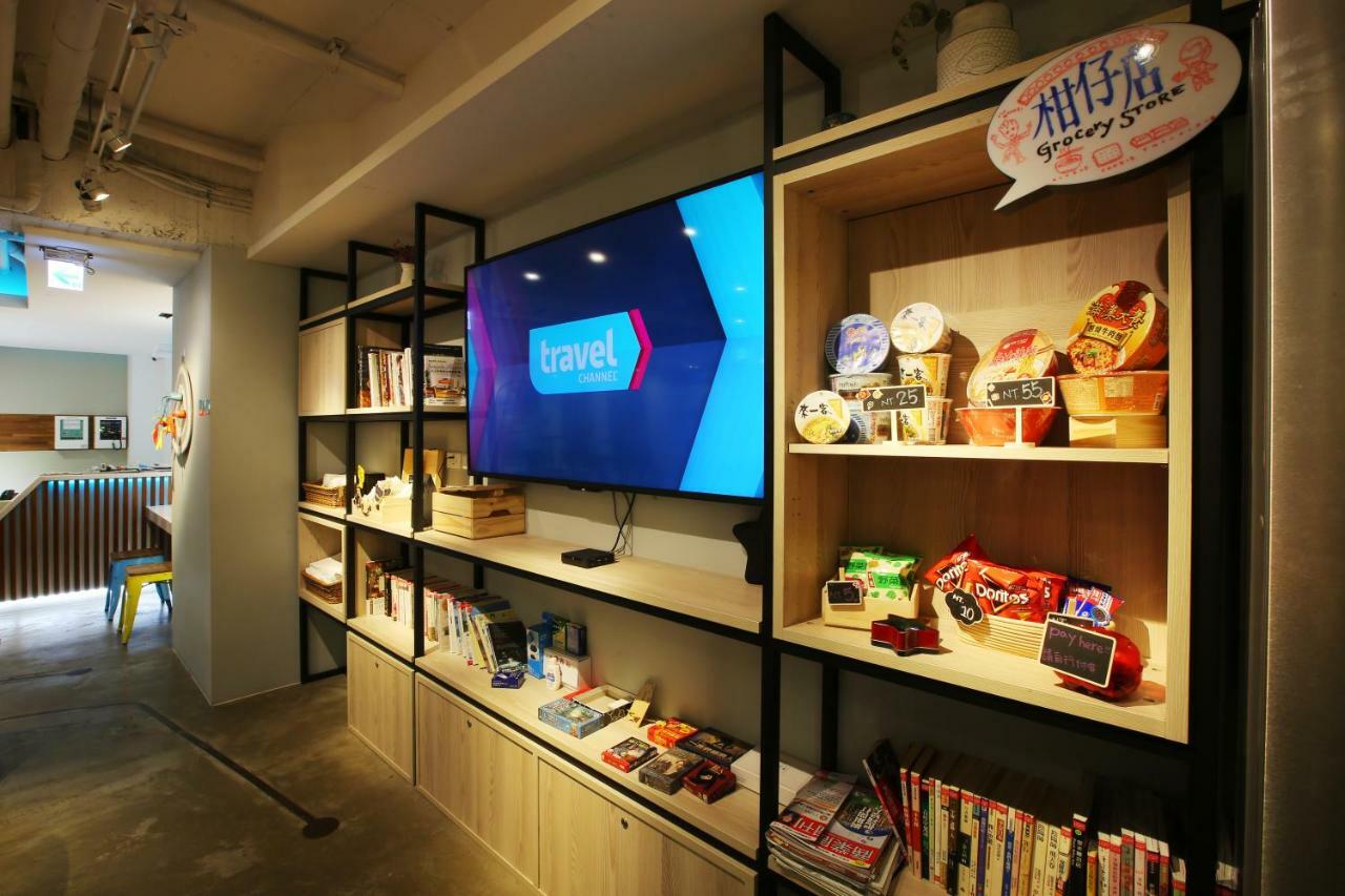 Loosha Hostel Taichung Luaran gambar