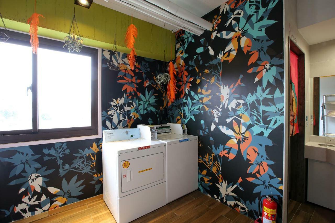 Loosha Hostel Taichung Luaran gambar