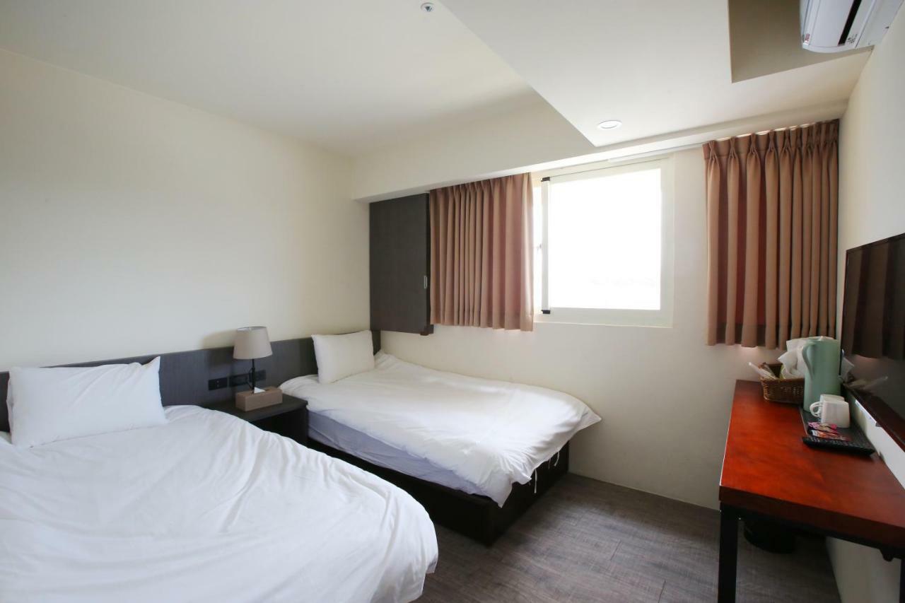 Loosha Hostel Taichung Luaran gambar
