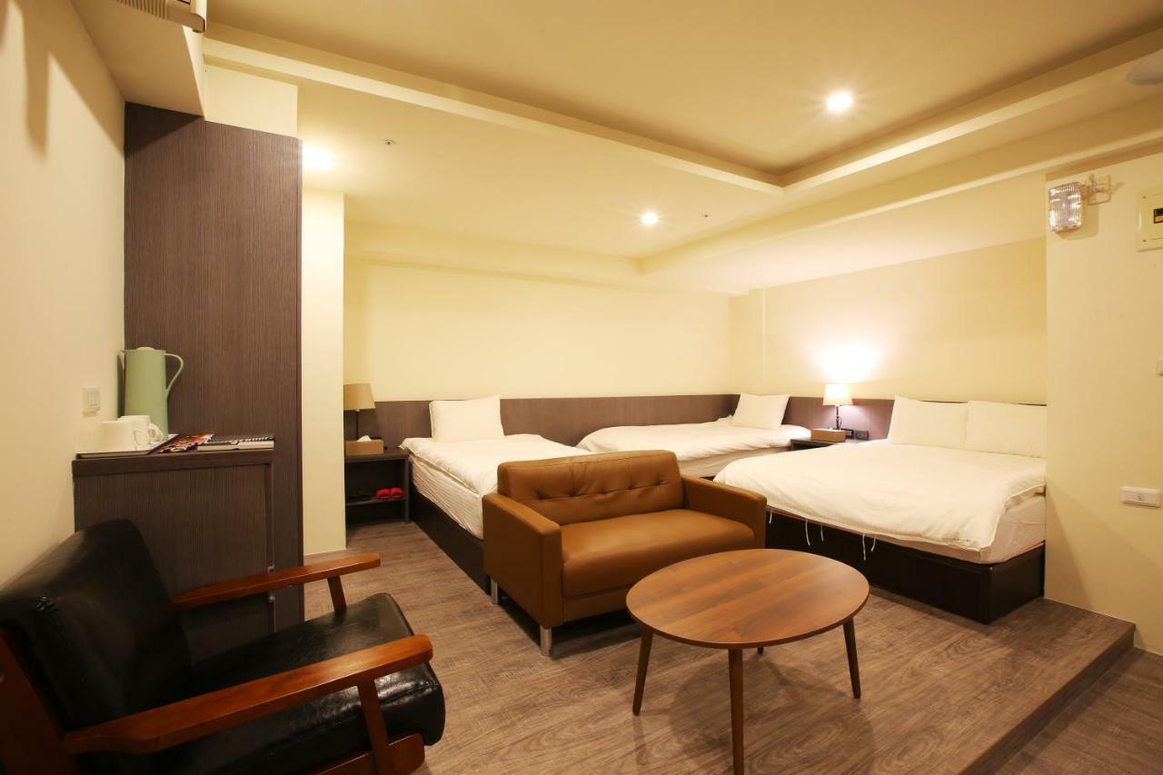 Loosha Hostel Taichung Luaran gambar