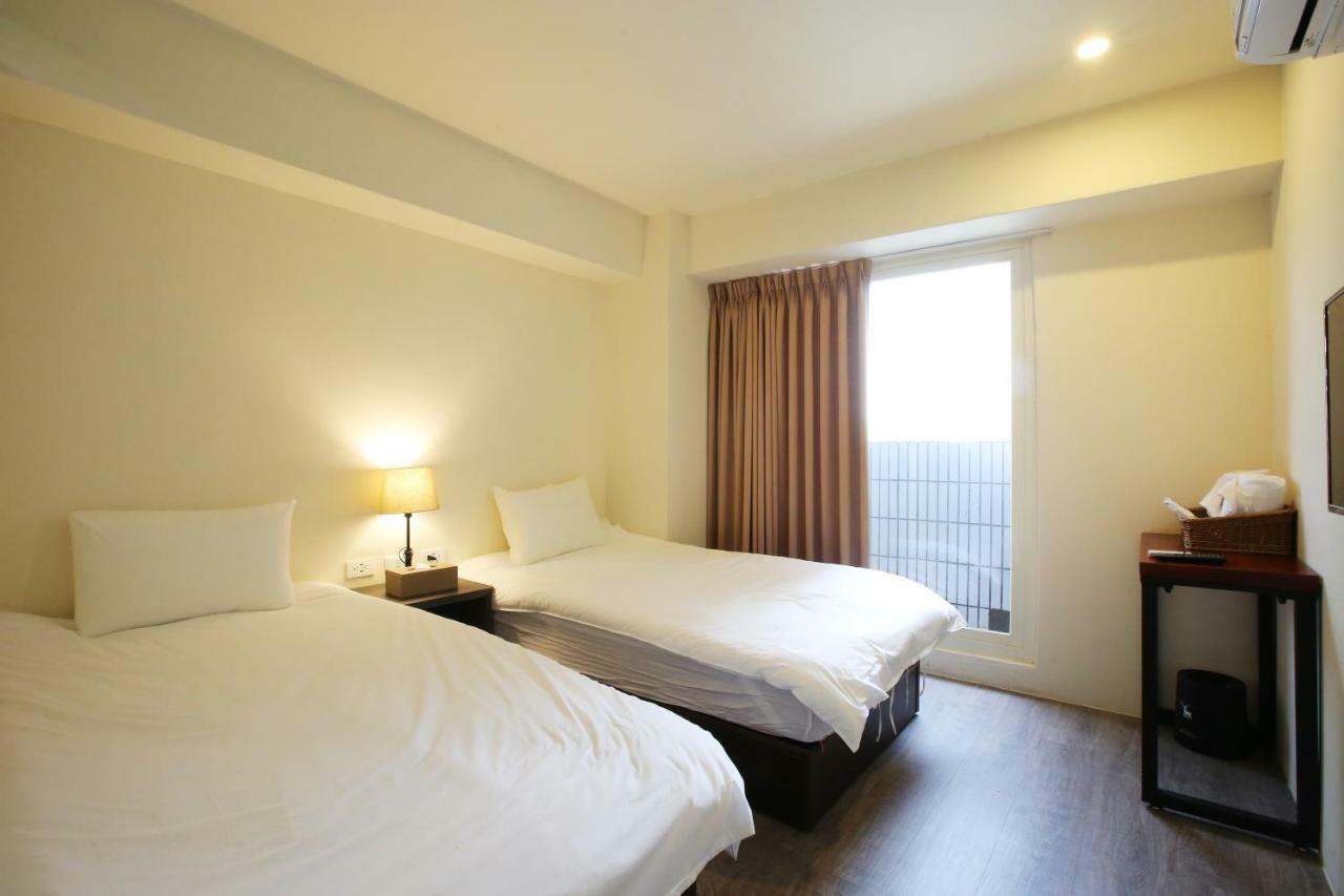 Loosha Hostel Taichung Luaran gambar