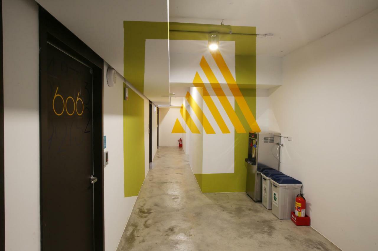 Loosha Hostel Taichung Luaran gambar
